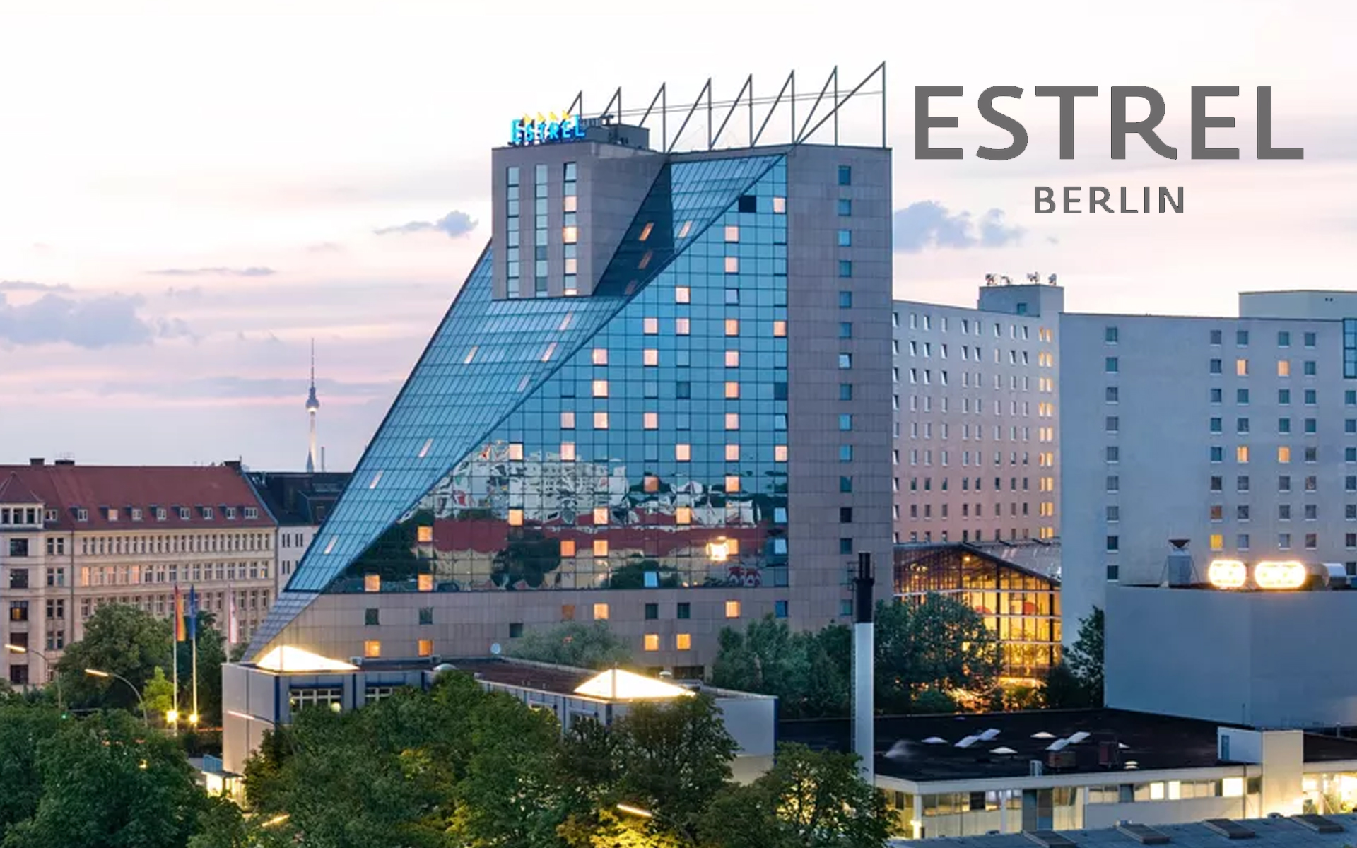 Hotel Estrel Berlin - Übernachtung für 2 | Schwarzwaldradio